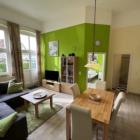 Haus Am Park - 48-09 Kuehlungsborn